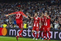 一场3-0，让凯恩领跑金球奖！穆帅出现，拜仁刷新4项纪录，三冠王加身