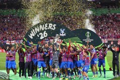 30年等一回！英超第15干翻西甲第8，121年队史首冠封神！