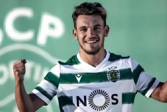 新帅还没正式接手国安俱乐部，重量级强援就提前转会到队亮相，曾是欧冠豪门队长