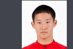 19岁国脚杨铭锐将继续留在大连英博，德甲转会传闻遭到球迷质疑