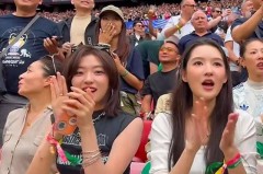 章泽天戴300万腕表看欧冠决赛，穿4万的香奈儿马甲，这是真老钱风