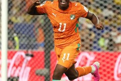 皇马1亿欧收购未果！19岁德甲新星成签约目标，维尼修斯未来岌岌可危