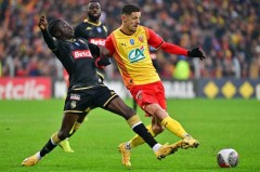 欧冠复仇战！摩纳哥主场死磕热刺：欧联冠军带伤兵能破 8 年魔咒吗？