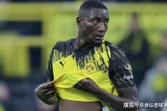 遭遇国内赛事6场进球荒！德甲神锋状态全面下滑，疲劳成罪魁祸首